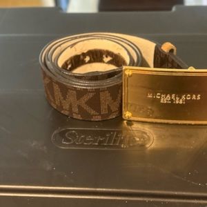 Michael Kors brown belt size XL